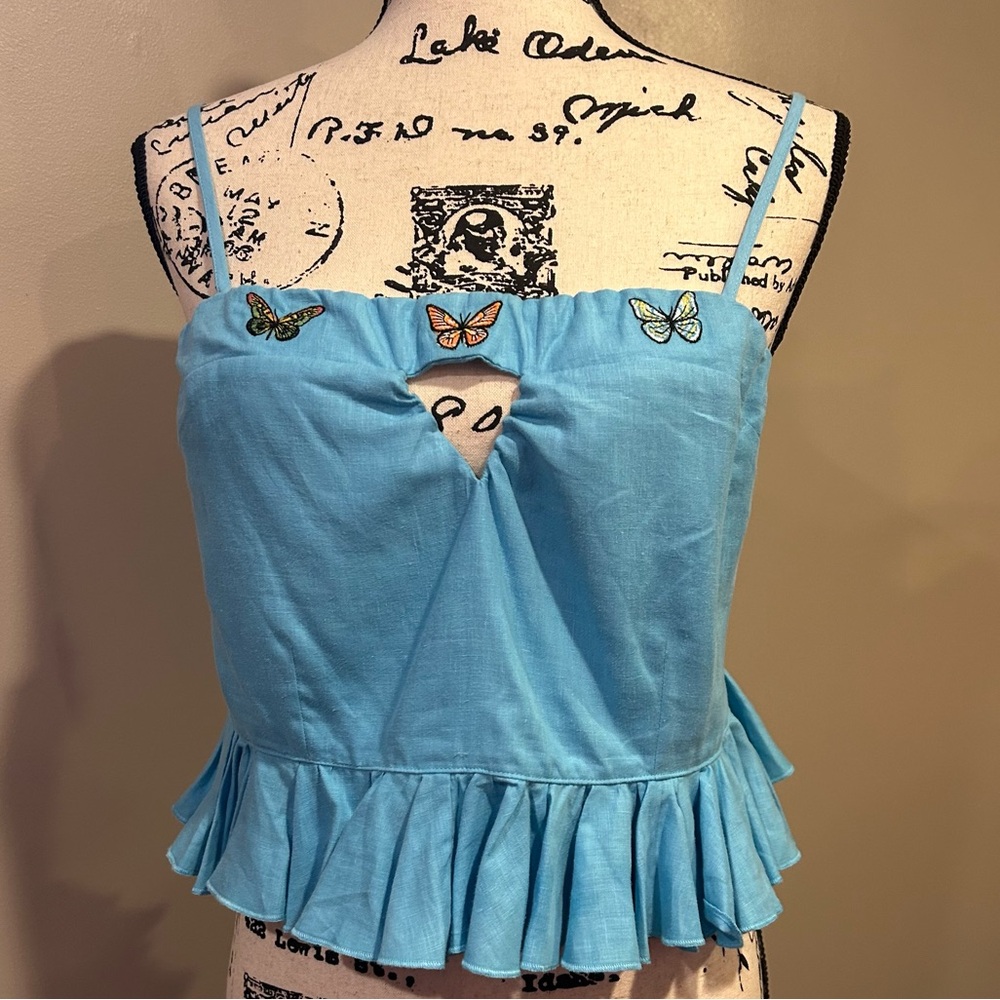 Fanm Mon Marion Front Keyhole Embroidered Strapless Coordinating Peplum Top